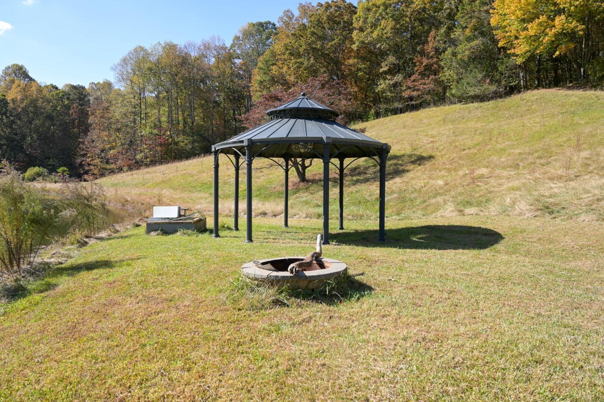 Southern Home And Fishing Lake. Gainesville Exterior foto