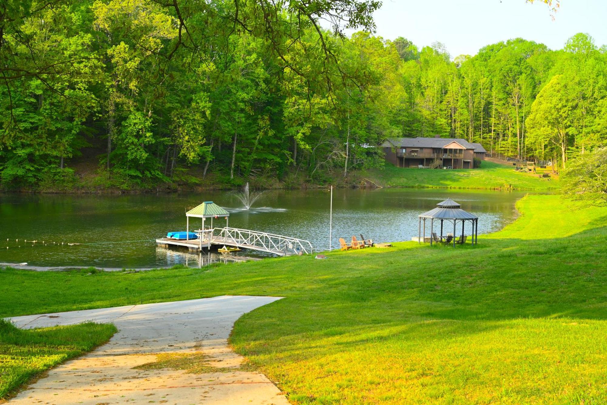 Southern Home And Fishing Lake. Gainesville Exterior foto