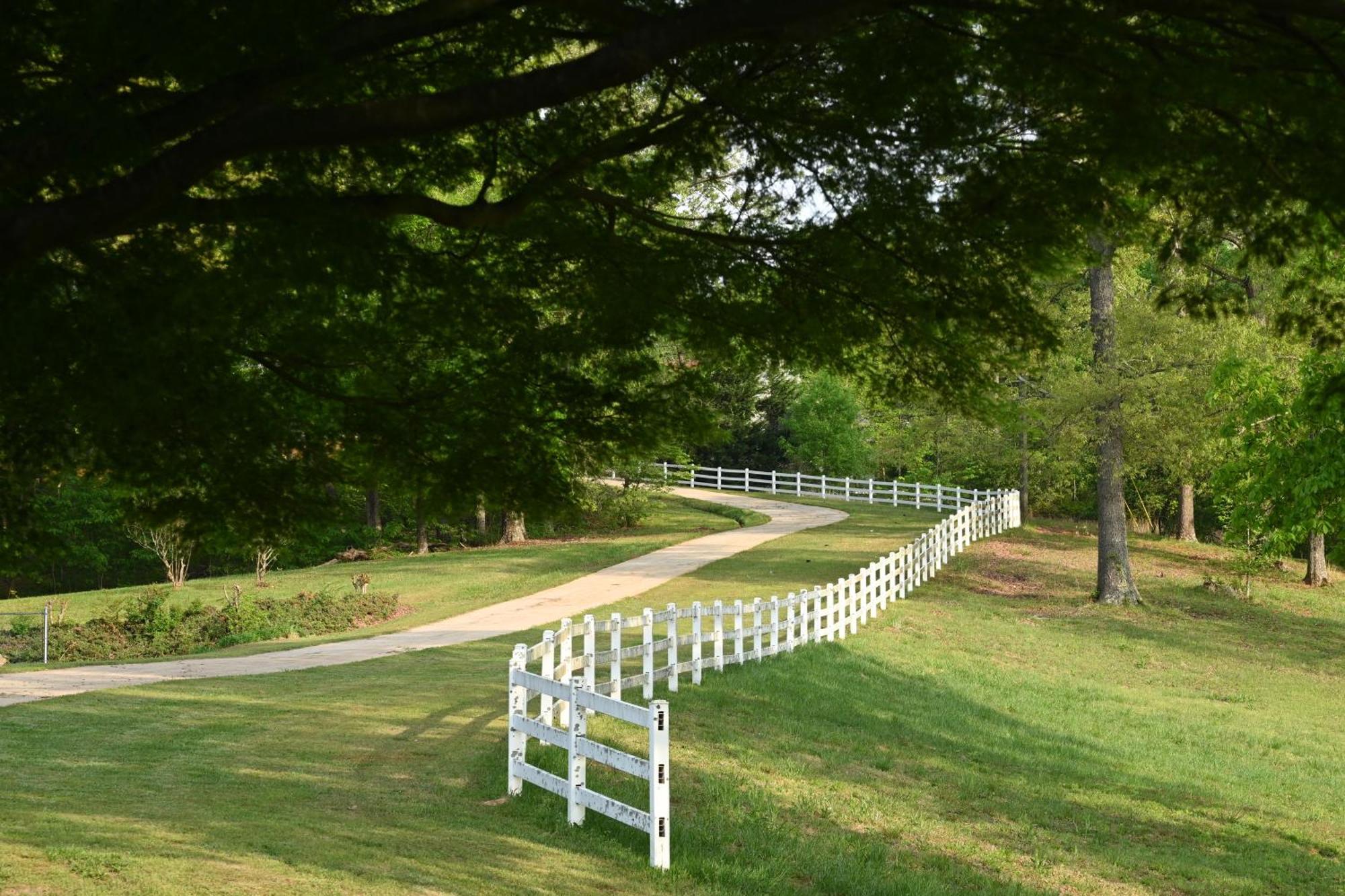 Southern Home And Fishing Lake. Gainesville Exterior foto